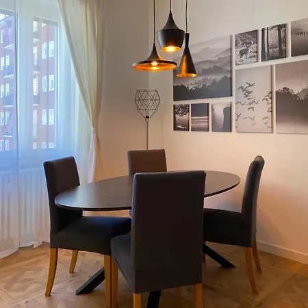 Apartment Modern Elegance In Milan's Core