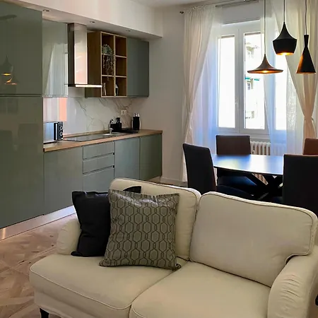 Modern Elegance In Milan's Core Mailand