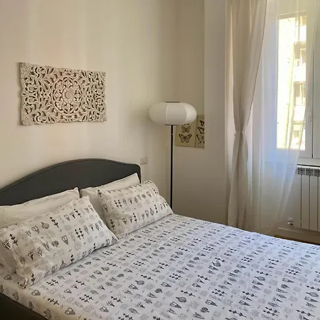 Modern Elegance In Milan's Core Apartment Mailand