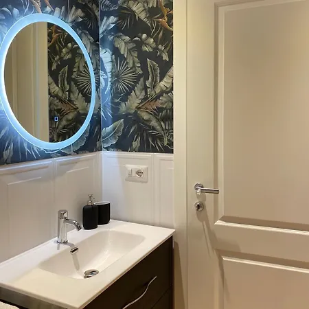 Modern Elegance In Milan's Core *